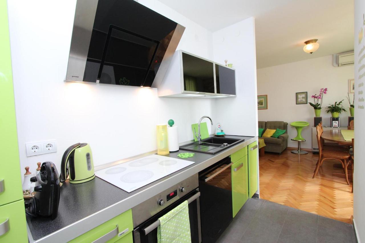 Apartment Elia Rovinj Exterior foto