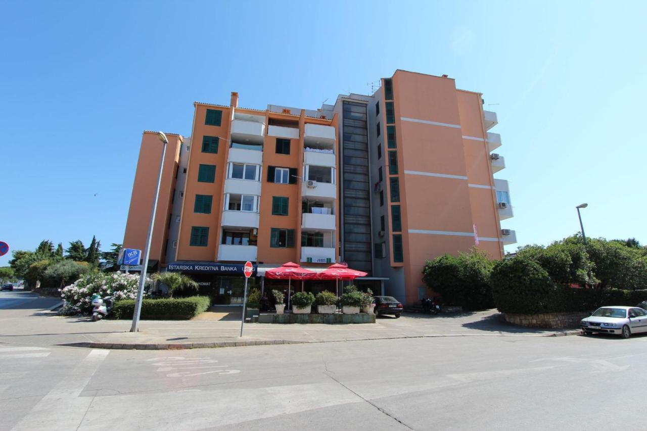 Apartment Elia Rovinj Exterior foto