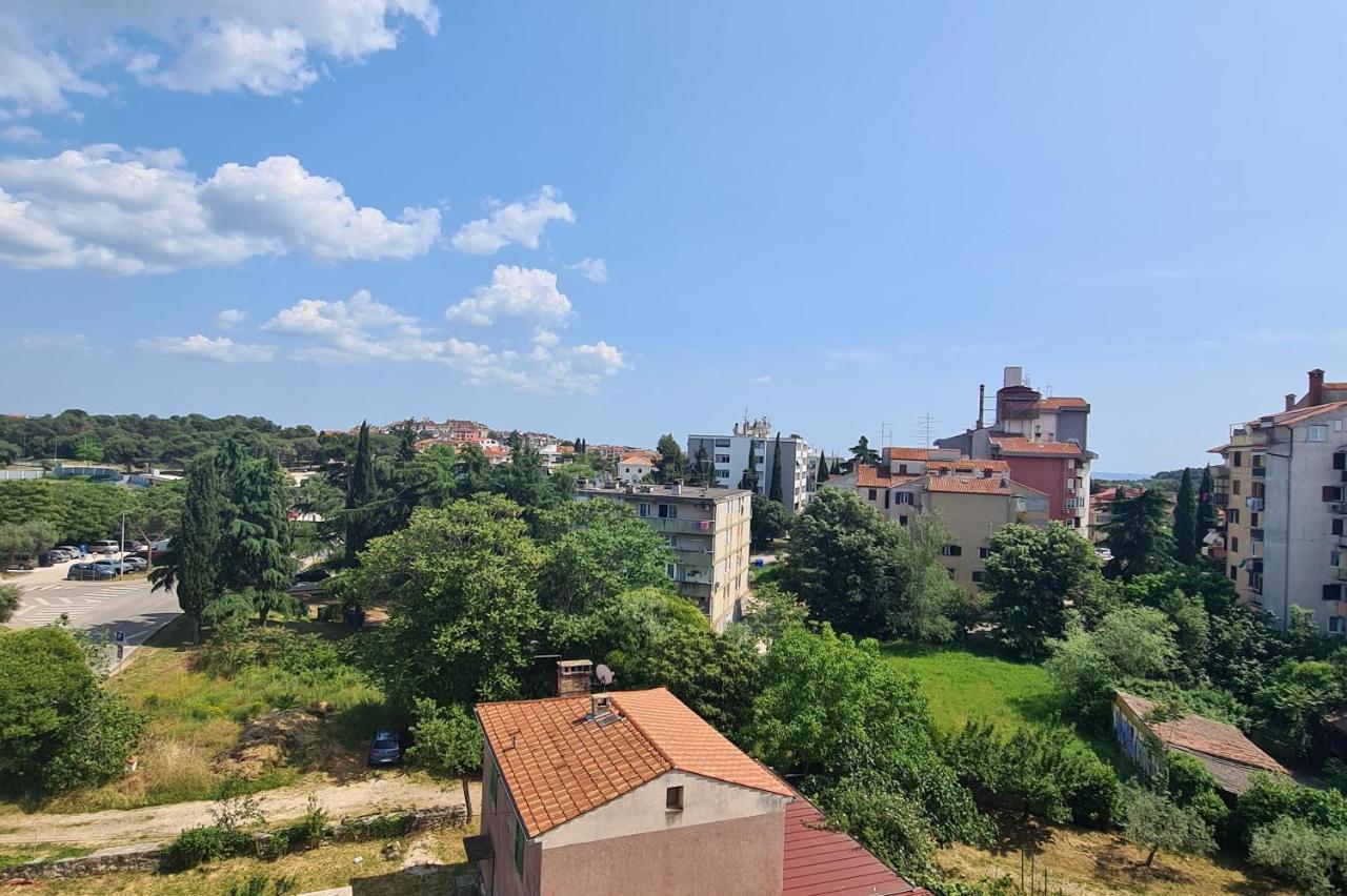 Apartment Elia Rovinj Exterior foto